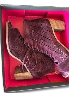 Vince Camuto Burgundy Suede Perforated Lace-Up Peep-Toe Booties